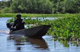 São muitos pescadores ao longo do rio Cuiabá, região de Porto Jofre, no final da rodovia Transpantaneira, no Pantanal Norte, no Mato Grosso